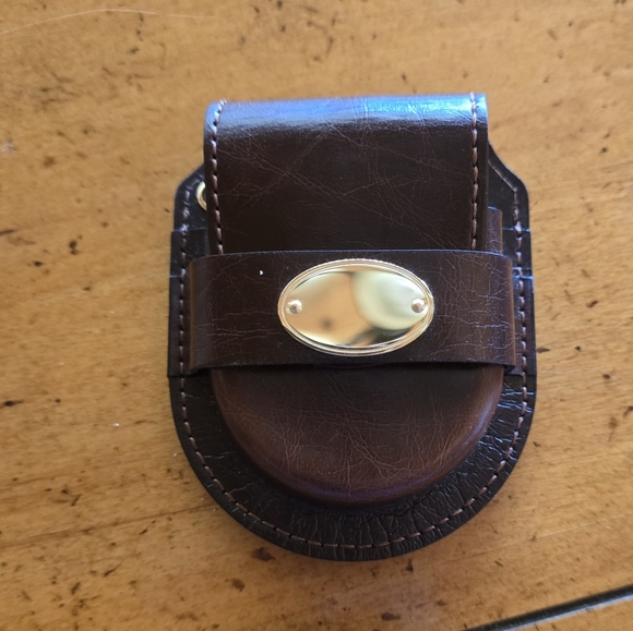 Majesti Dad honor gold pocket watch and leather case. - Picture 7 of 7